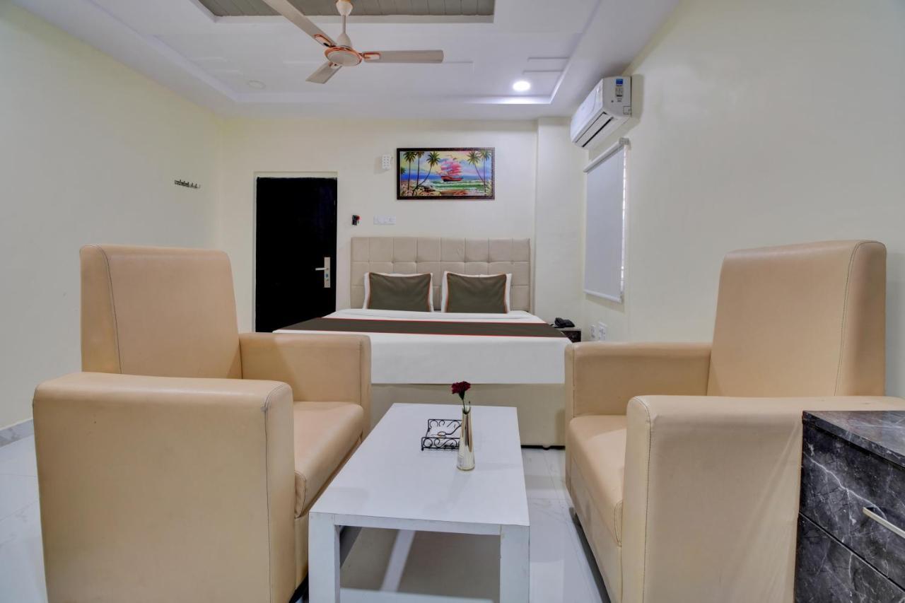 Collection O Hotel Mango Tree Khammam Buitenkant foto