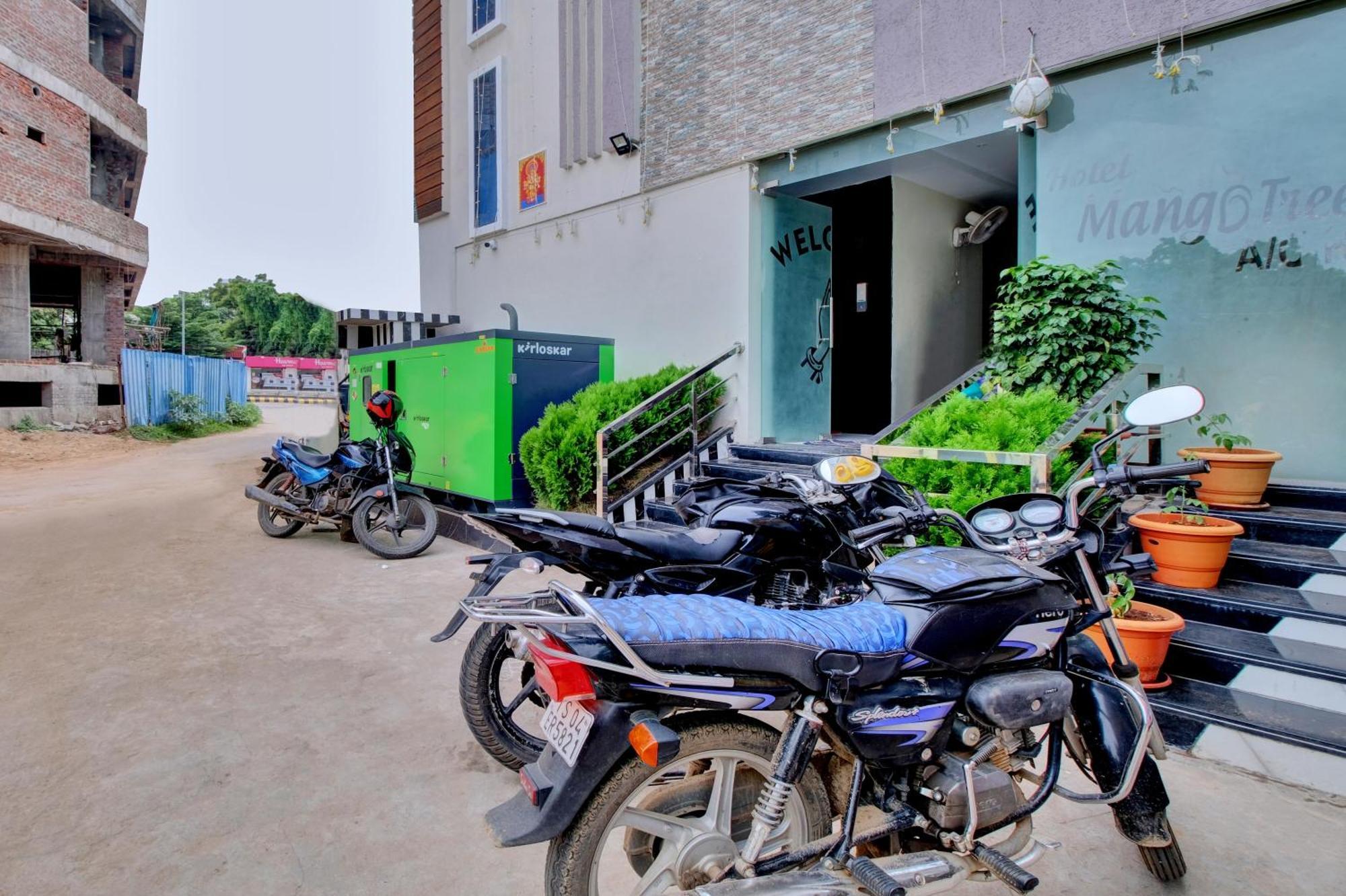 Collection O Hotel Mango Tree Khammam Buitenkant foto