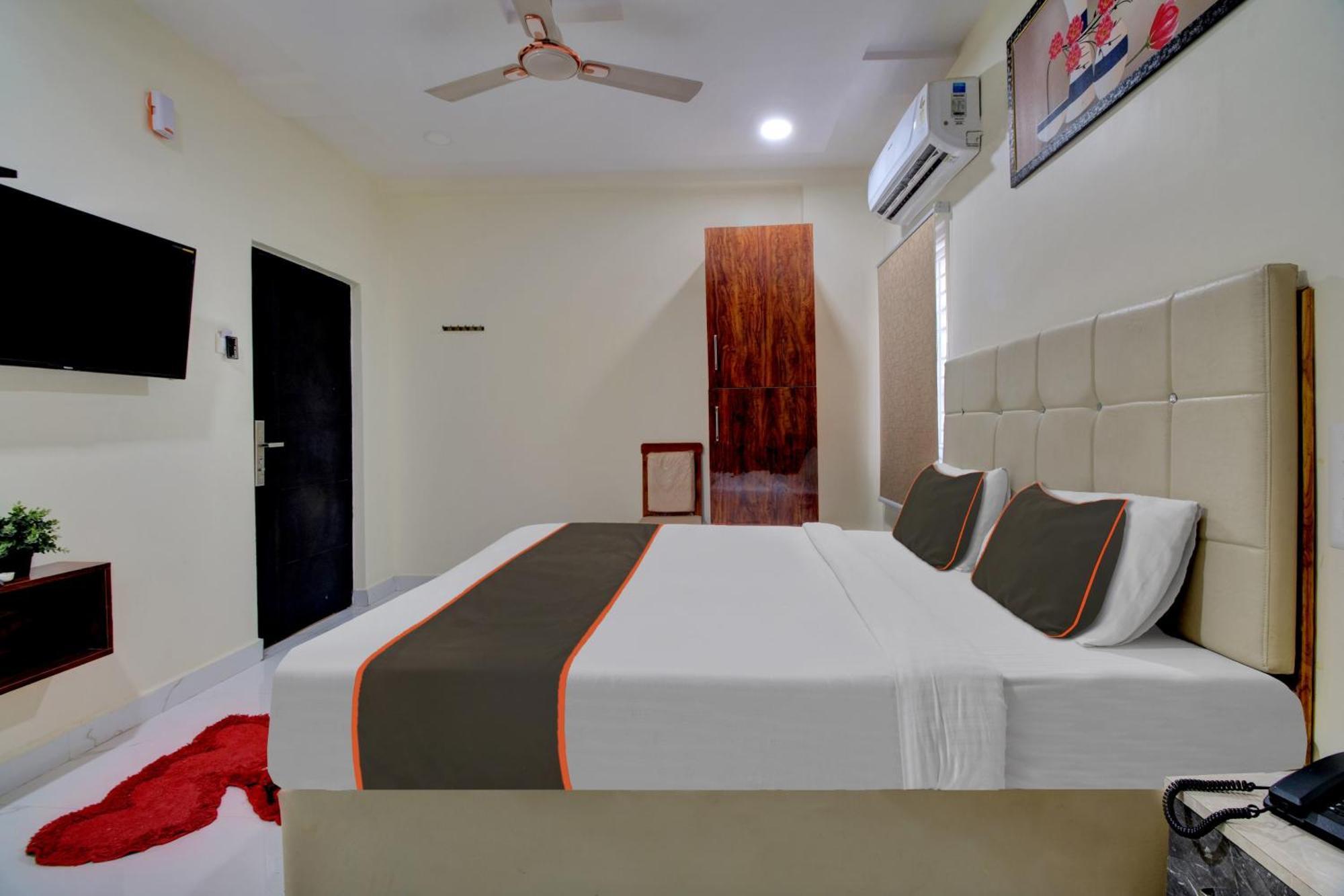 Collection O Hotel Mango Tree Khammam Buitenkant foto