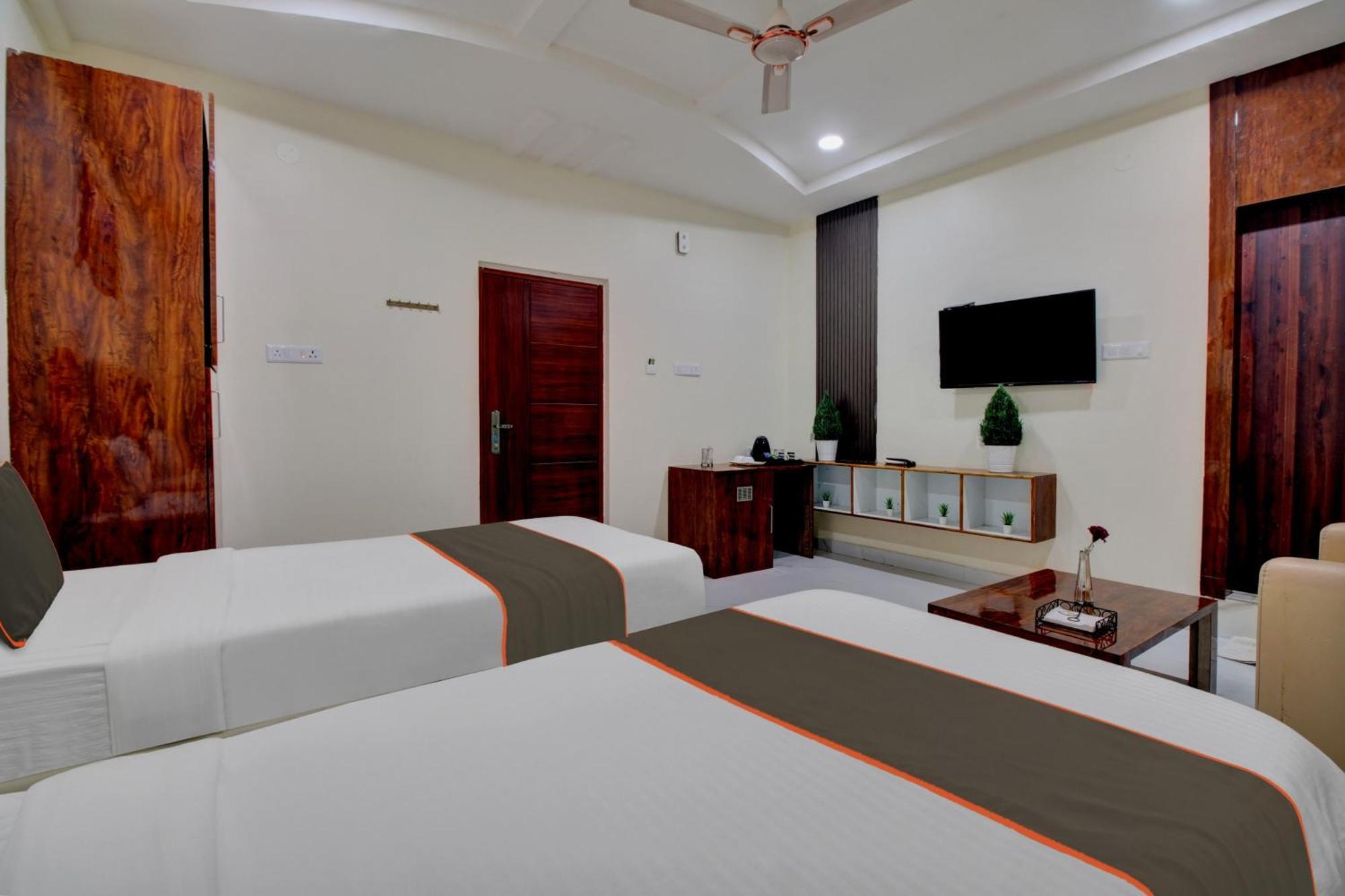 Collection O Hotel Mango Tree Khammam Buitenkant foto