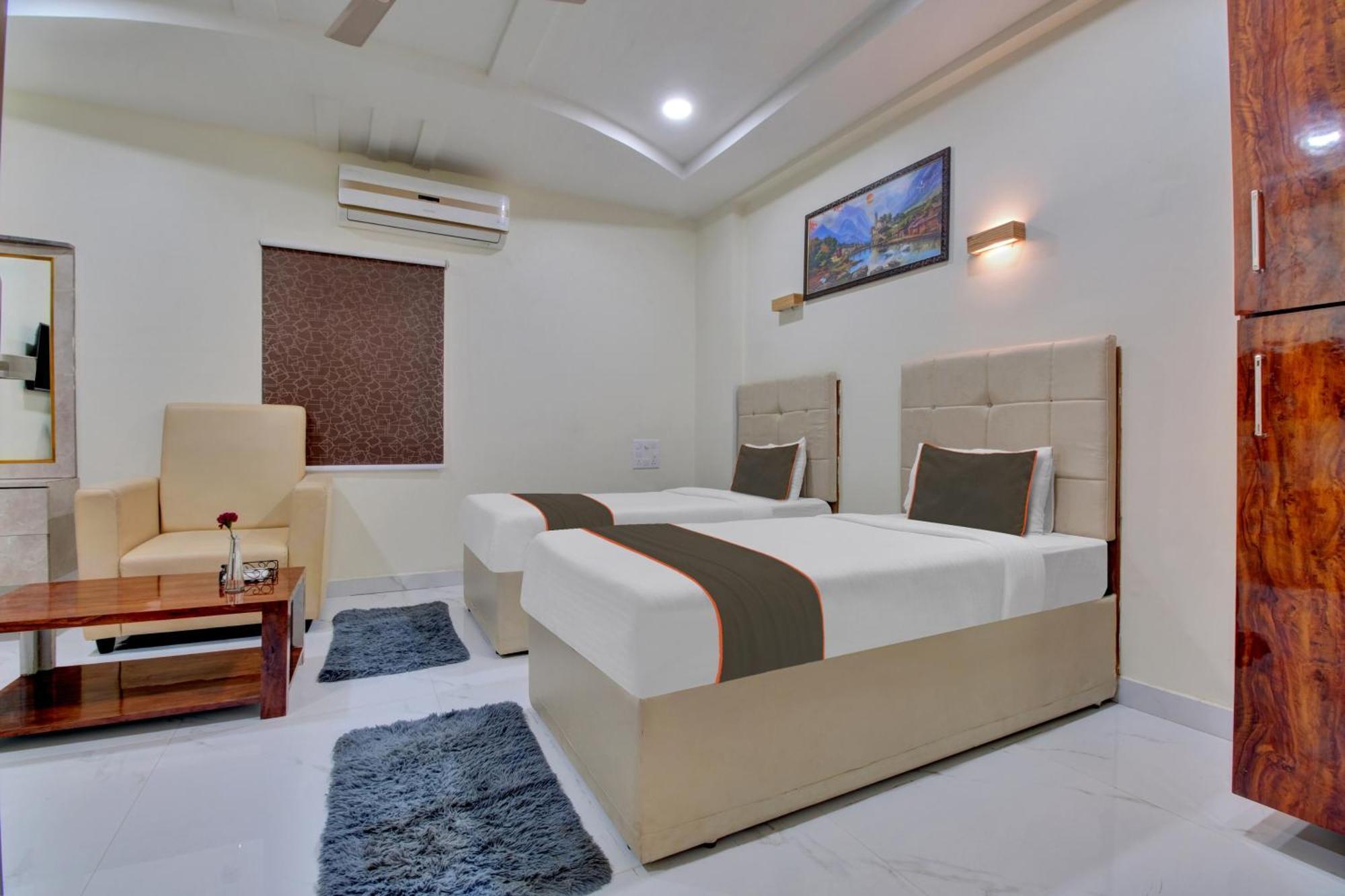 Collection O Hotel Mango Tree Khammam Buitenkant foto